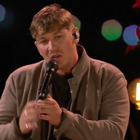 Marius Bear singt *Hol de Rum* von Dodo bei Sing Meinen Song - Das Schweizer Tauschkonzert und kein Auge bleibt trocken